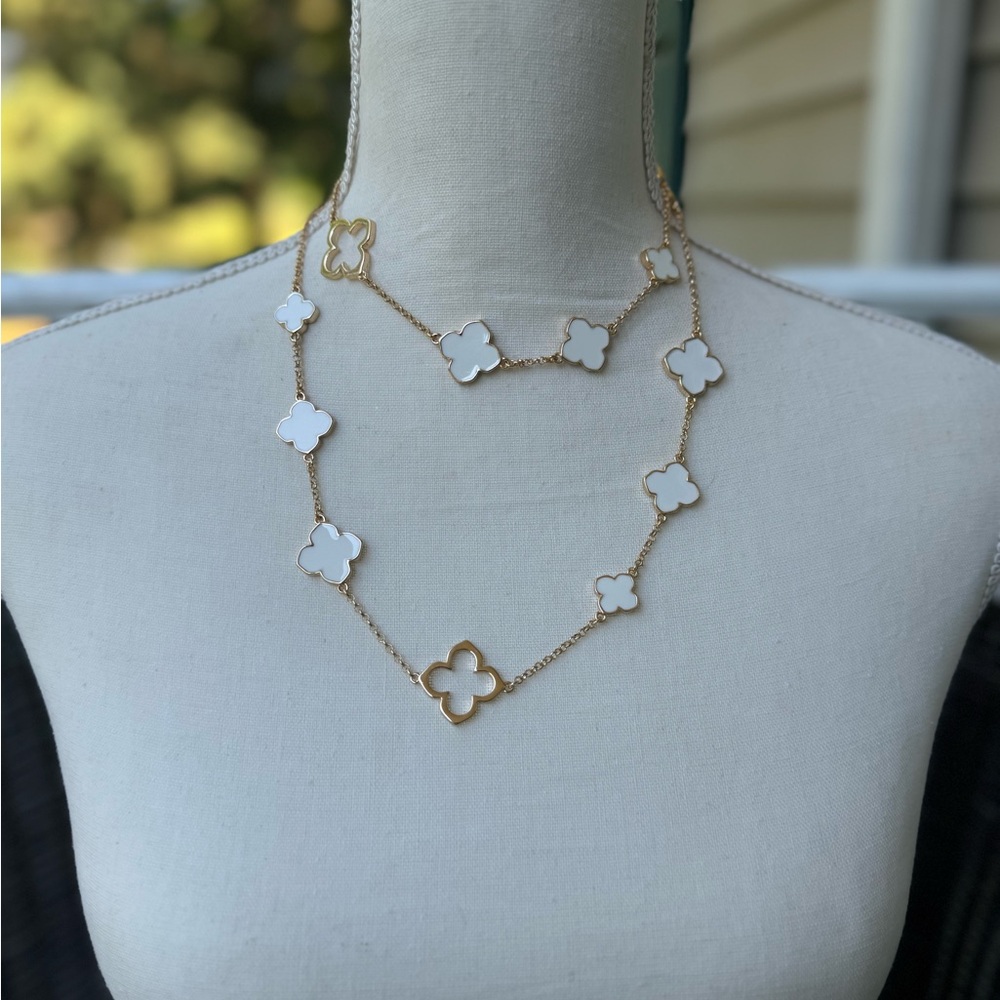 DEPARTMENT STORE NECKLACE - Picture 5 of 8